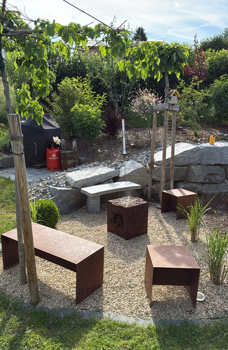 🪑 Steel seating set