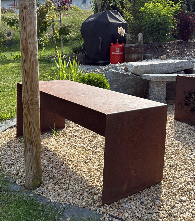 🪑 Steel seating set
