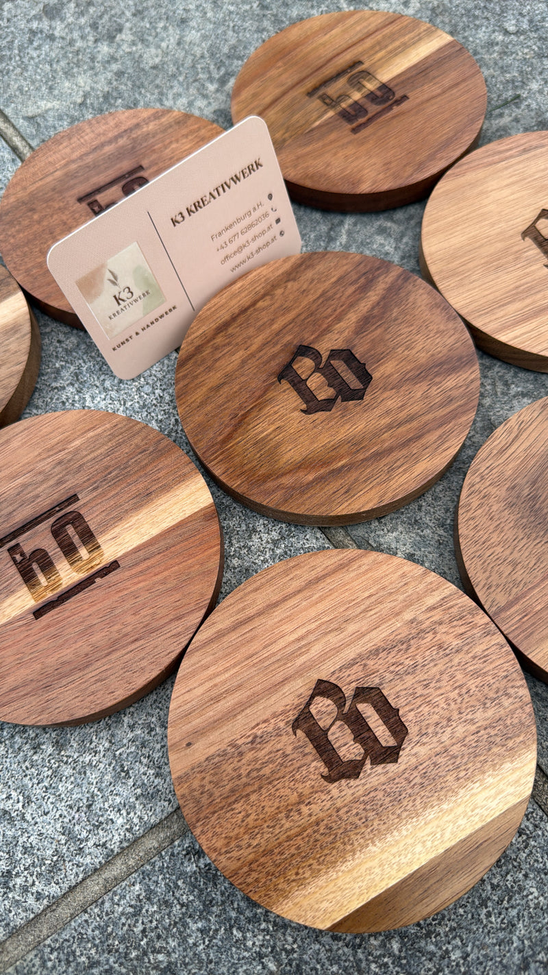 🪵 Wooden coaster set (4 pieces) including bottle opener (personalizable)