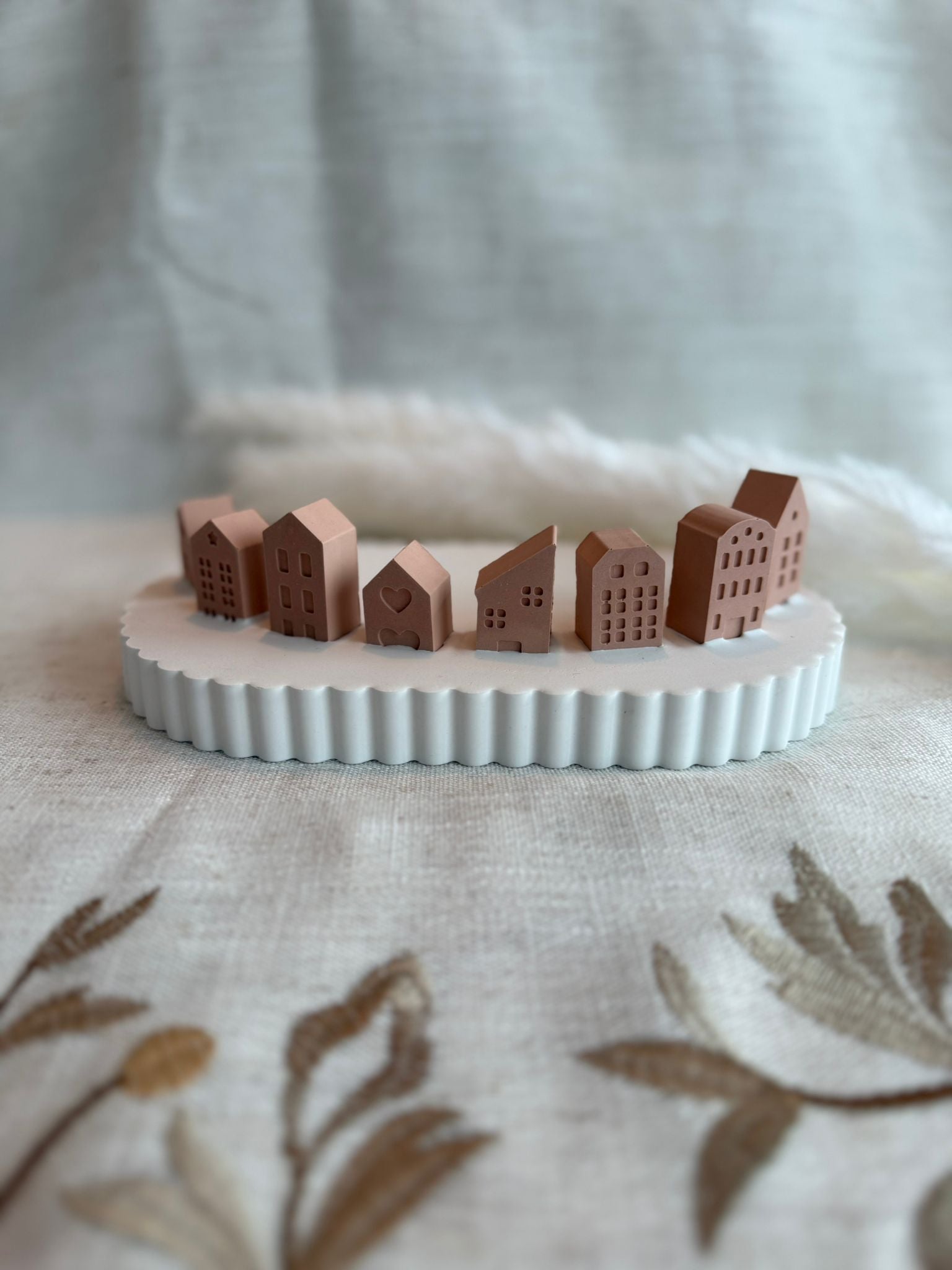 🏠 Haus & Platte – Dekoratives Set