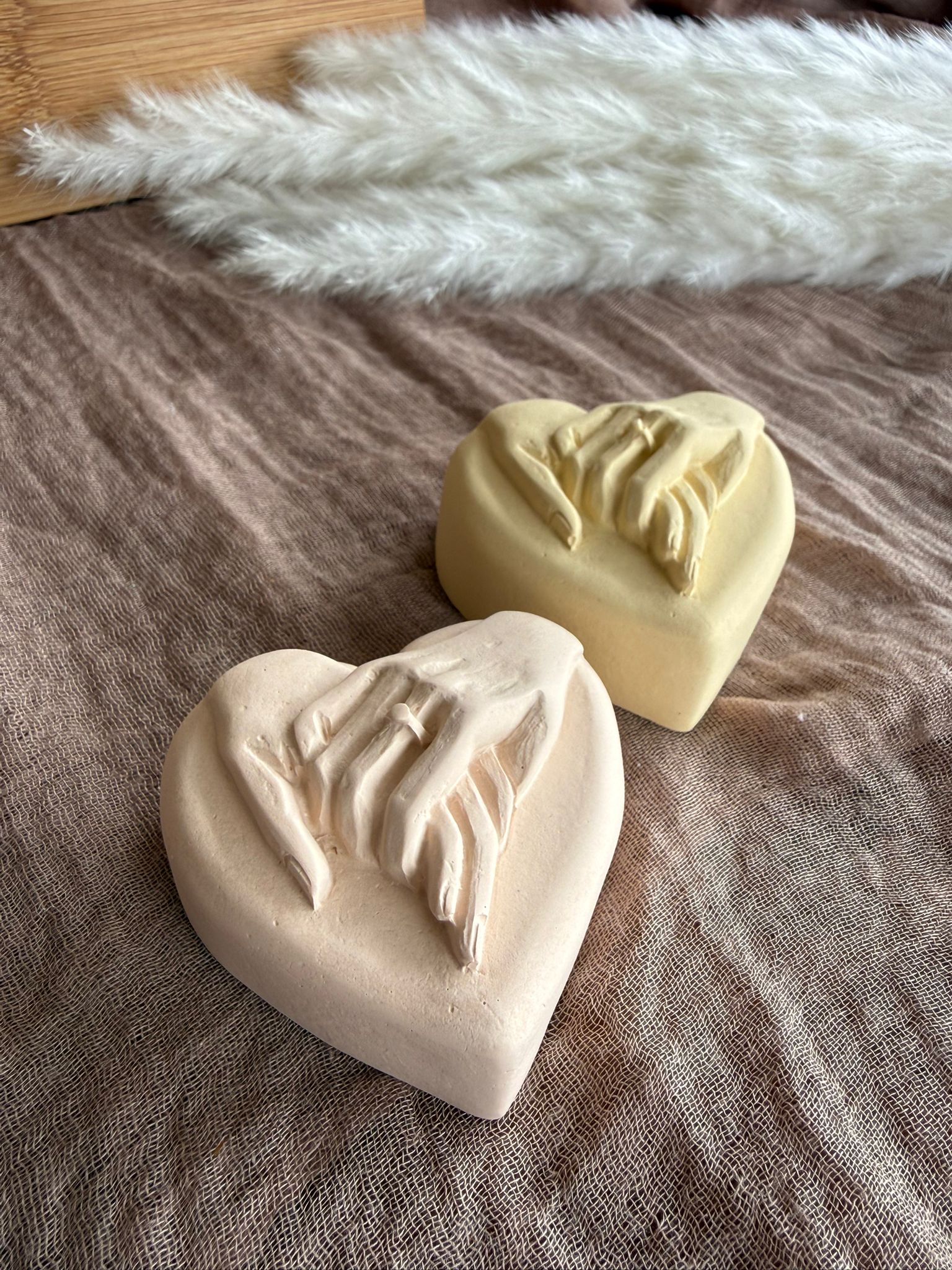 🤍 Herz mit Händen & Ring versch. Farben