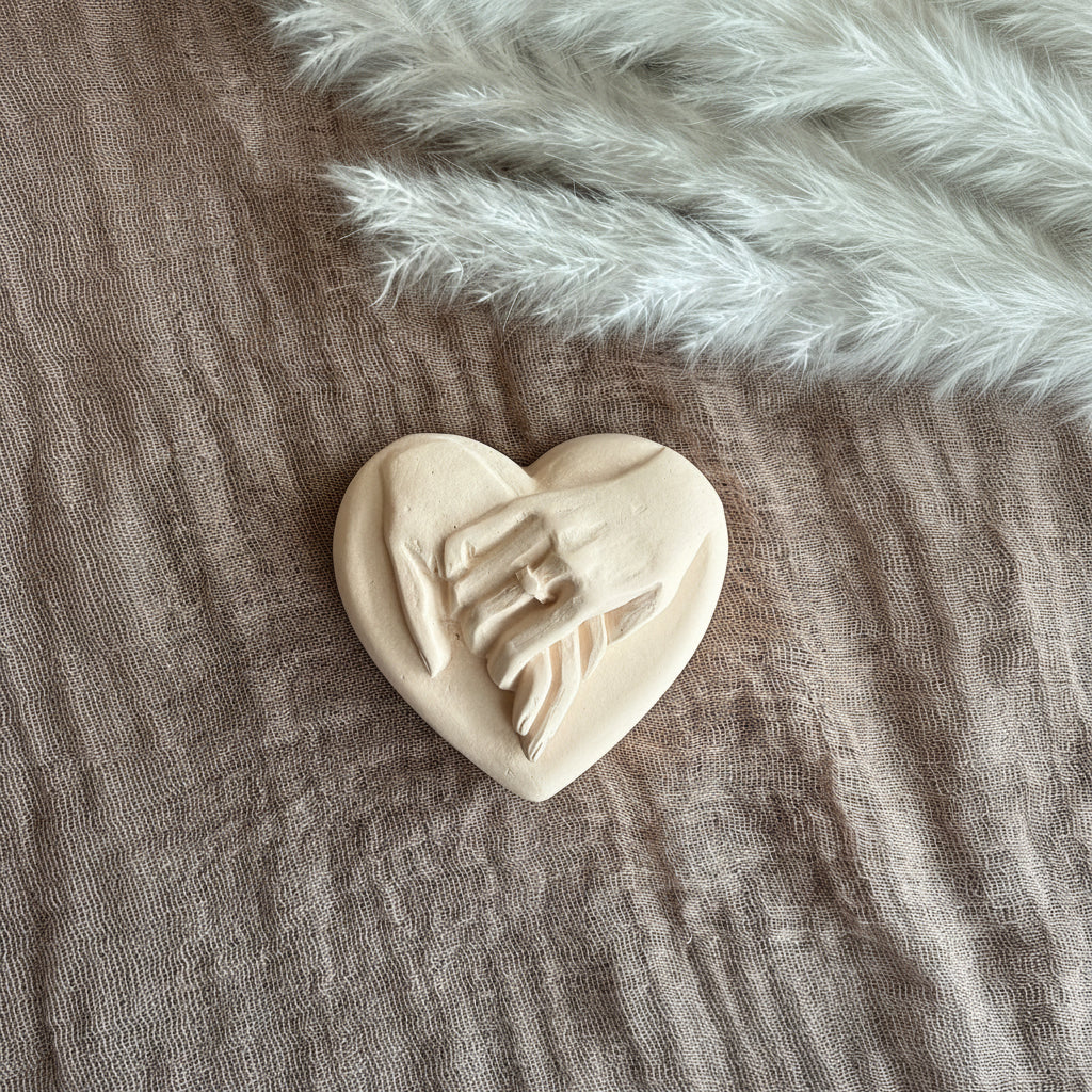 🤍 Herz mit Händen & Ring versch. Farben