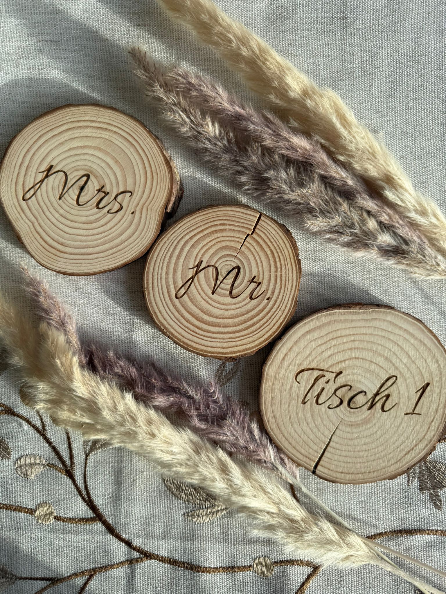 🪵 Platzkarte / Namensschild / Tischnummer aus Holz (personalisierbar)