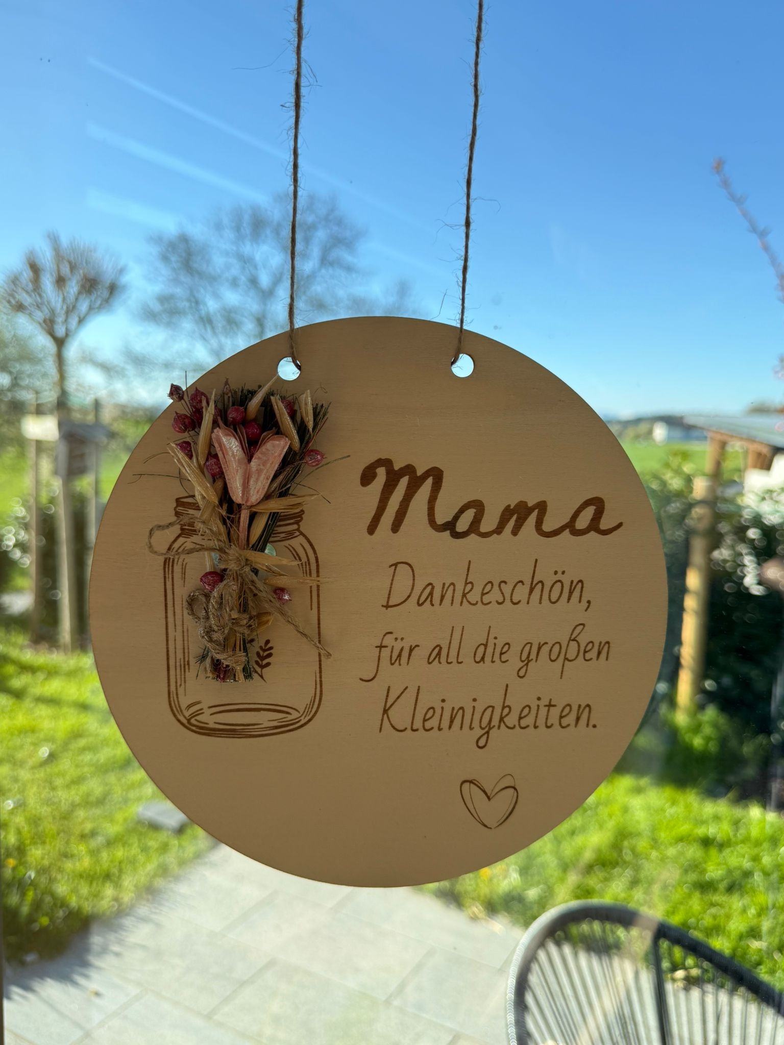 💐 Muttertagsgeschenk aus Holz – liebevolle Botschaft für Mama & Oma (personalisierbar)