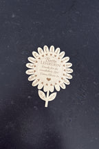🌸🎓 Abschluss-Geschenk Blume v2 aus Holz – Erinnerung für Schule, Kindergarten & besondere Meilensteine (personalisierbar)