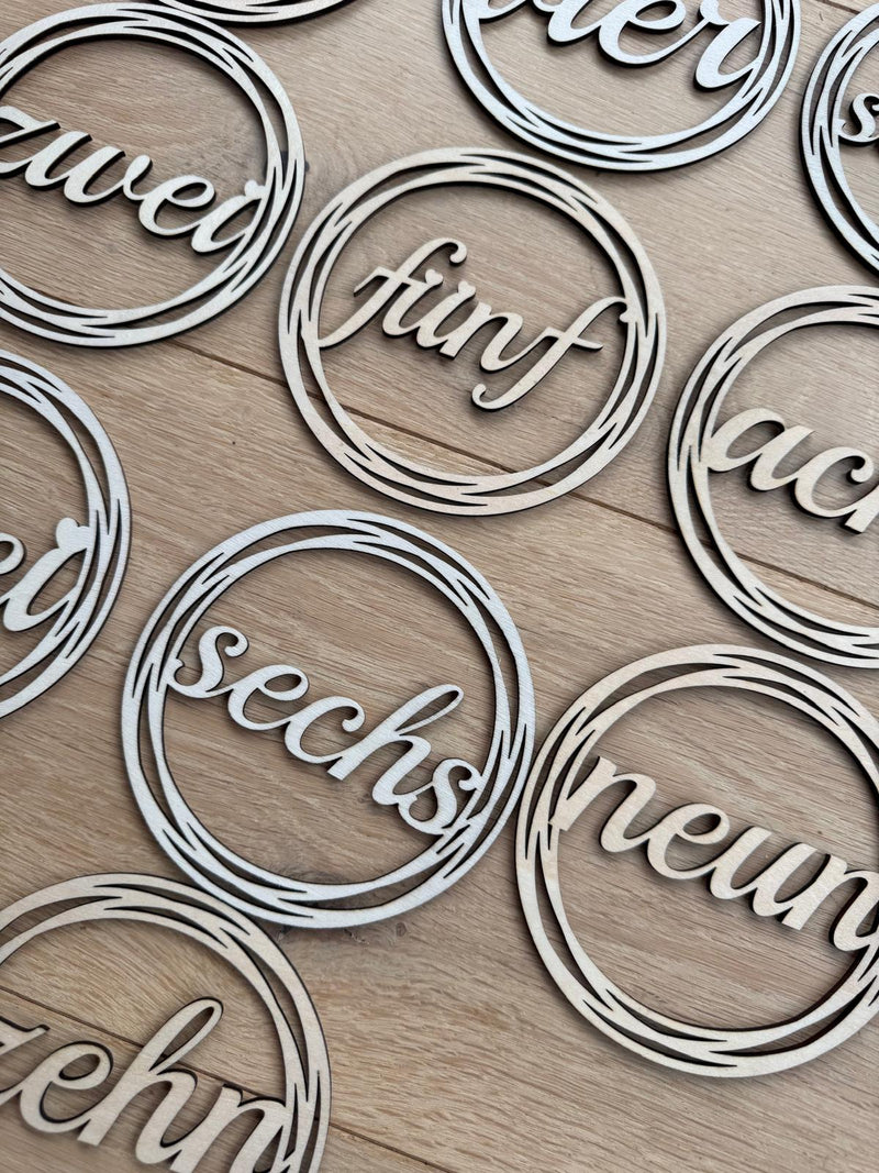 🪵 Wooden place card / name tag / table number (personalizable)