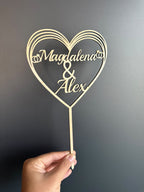 ❤️ Cake Topper aus Holz in Herzform – personalisierbar mit Wunschtext