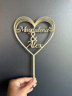 ❤️ Cake Topper aus Holz in Herzform – personalisierbar mit Wunschtext
