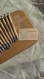 ✒️🌿 Kugelschreiber aus Bambusholz – nachhaltig, elegant & wiederverwendbar (personalisierbar)